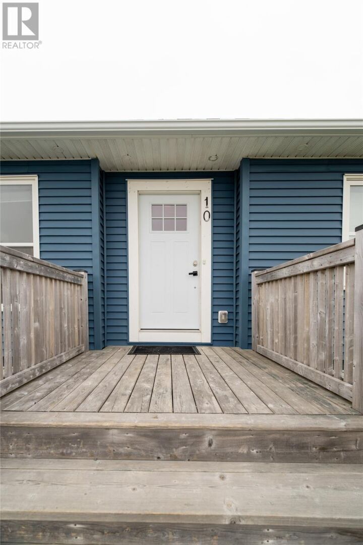 Property Photo: 10 Wyatt Boulevard NL A1N 3H5