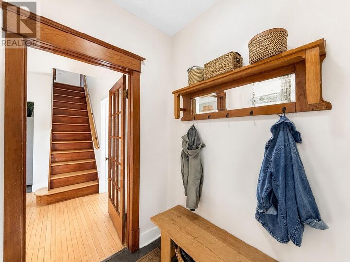 Property Photo:  510 Van Norman St  ON P7A 4E4 