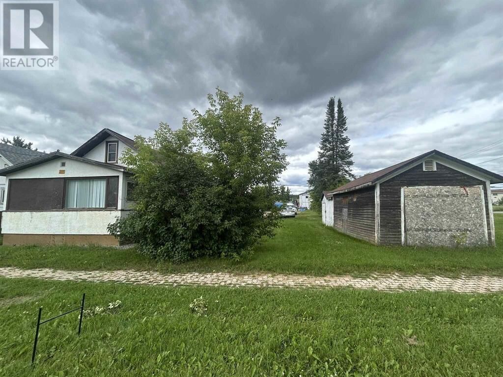 Property Photo:  210 Mackenzie Ave E  ON P0T 1C0 