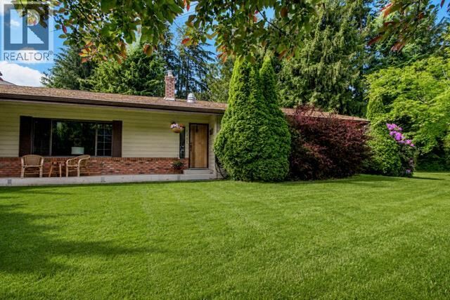 Property Photo: 1402 Amhurst Road BC V0E 2V0