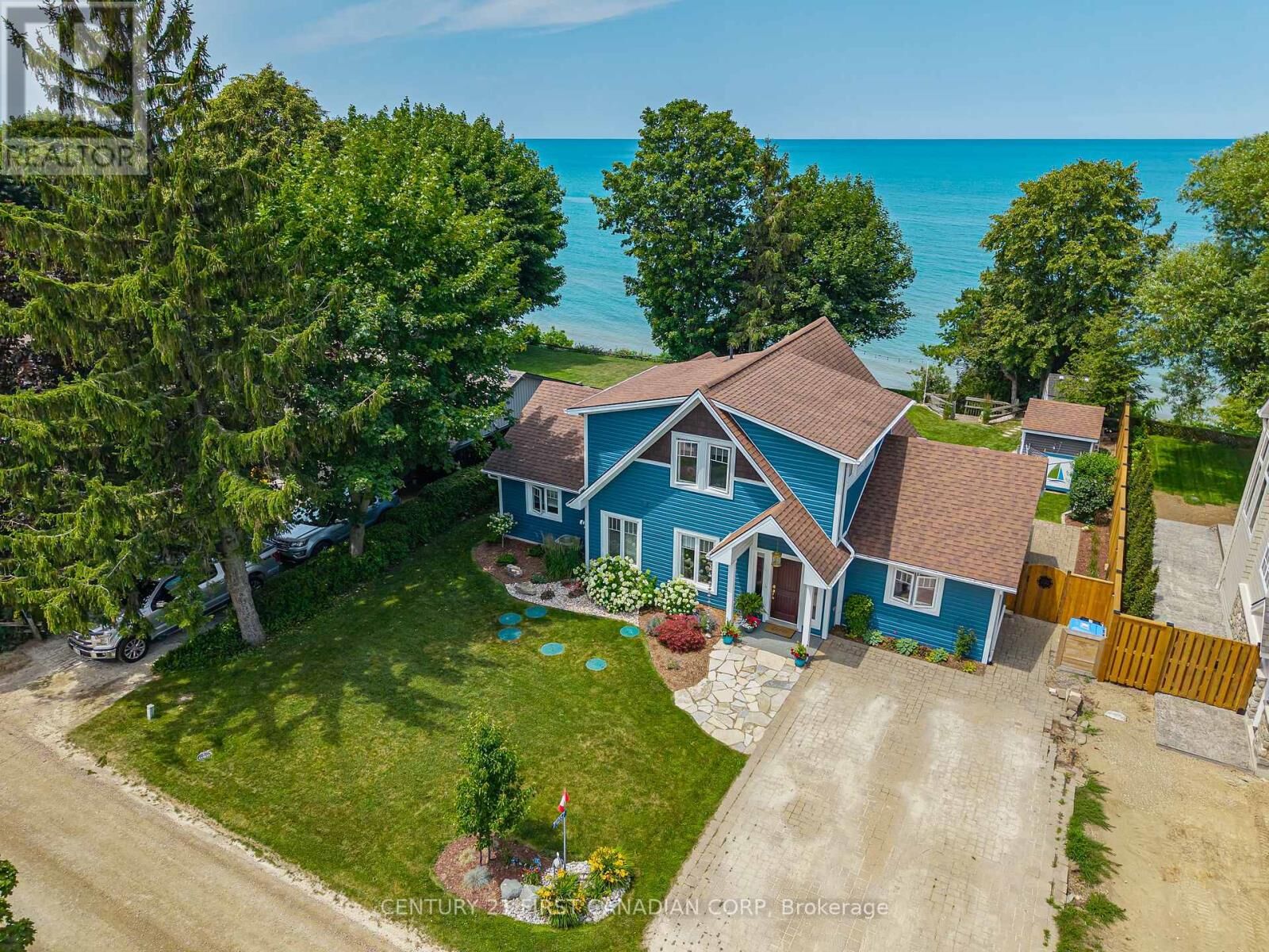 Property Photo: 71257 Elizabeth Street ON N0M 1N0