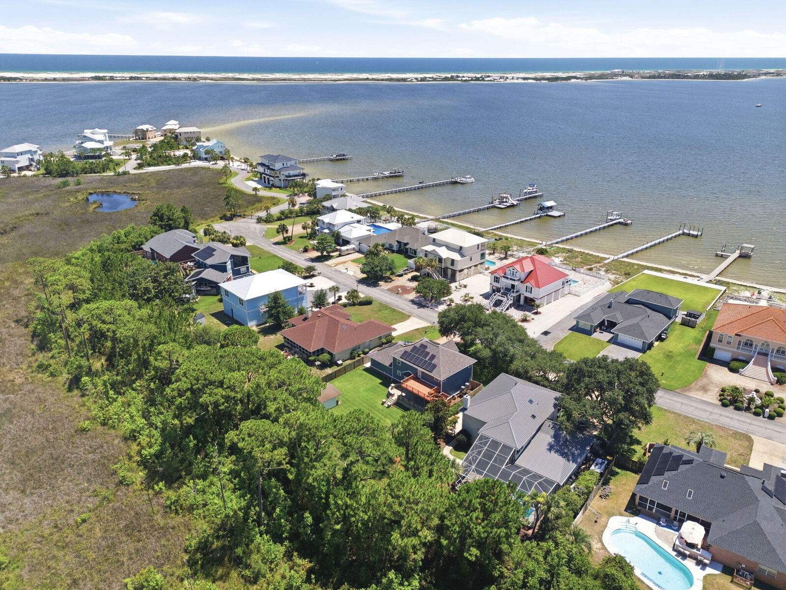 Property Photo:  159 Shoreline Drive  FL 32569 