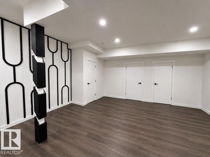 Property Photo: 319 33 Avenue NW Bsmt AB T6T 2S9
