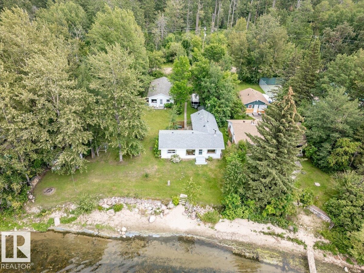 Property Photo: 59 Beach Ave AB T0C 2C0