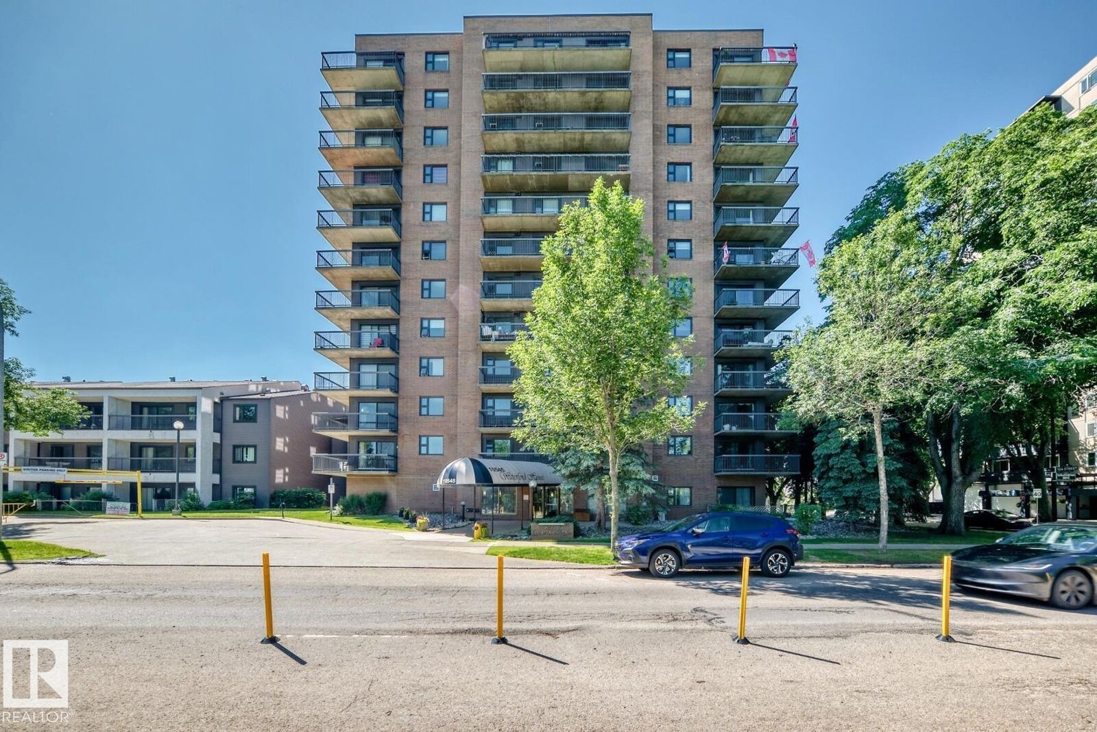 Property Photo: 10545 Saskatchewan Drive NW 806 AB T6E 6C6