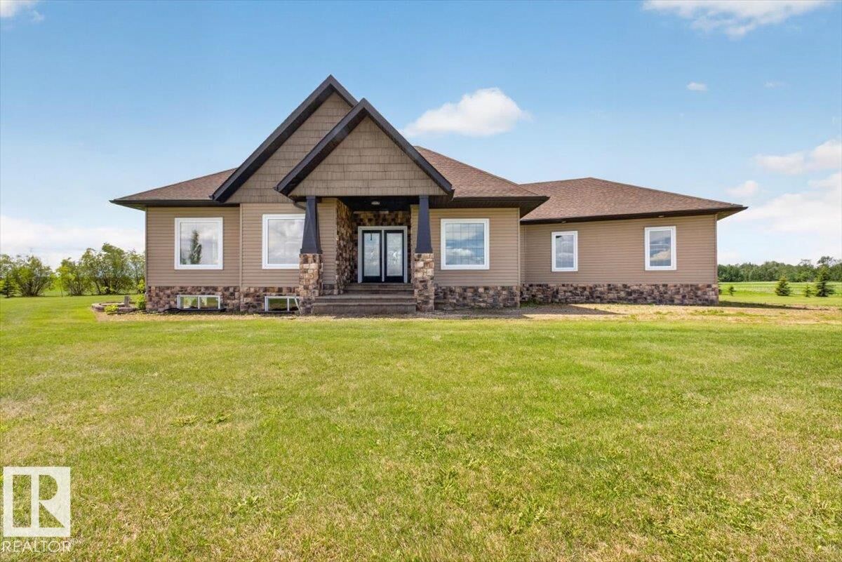 Property Photo: 57312 Rge Road 255 AB T0G 1L1