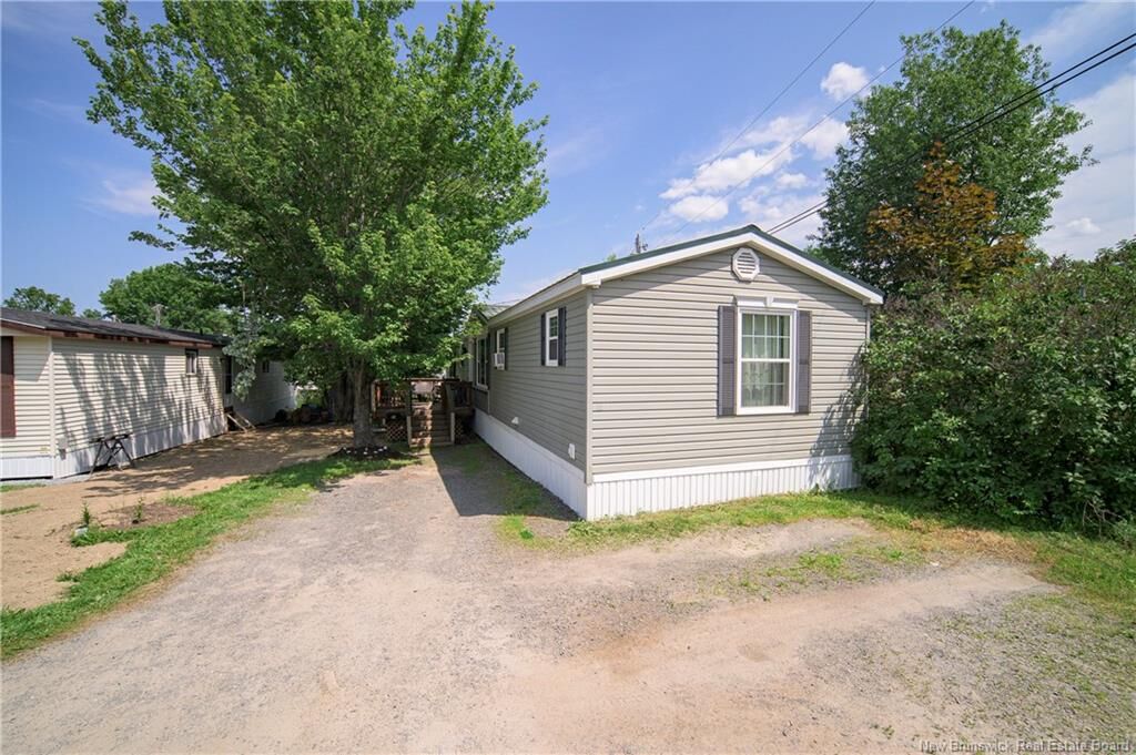 Property Photo: 21 Kellys Drive NB E3B 7R1