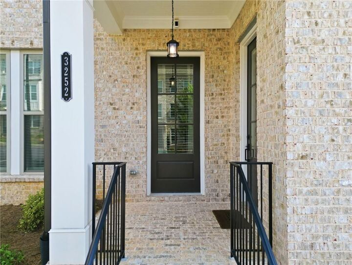 Property Photo:  3252 Bartee Walk  GA 30024 