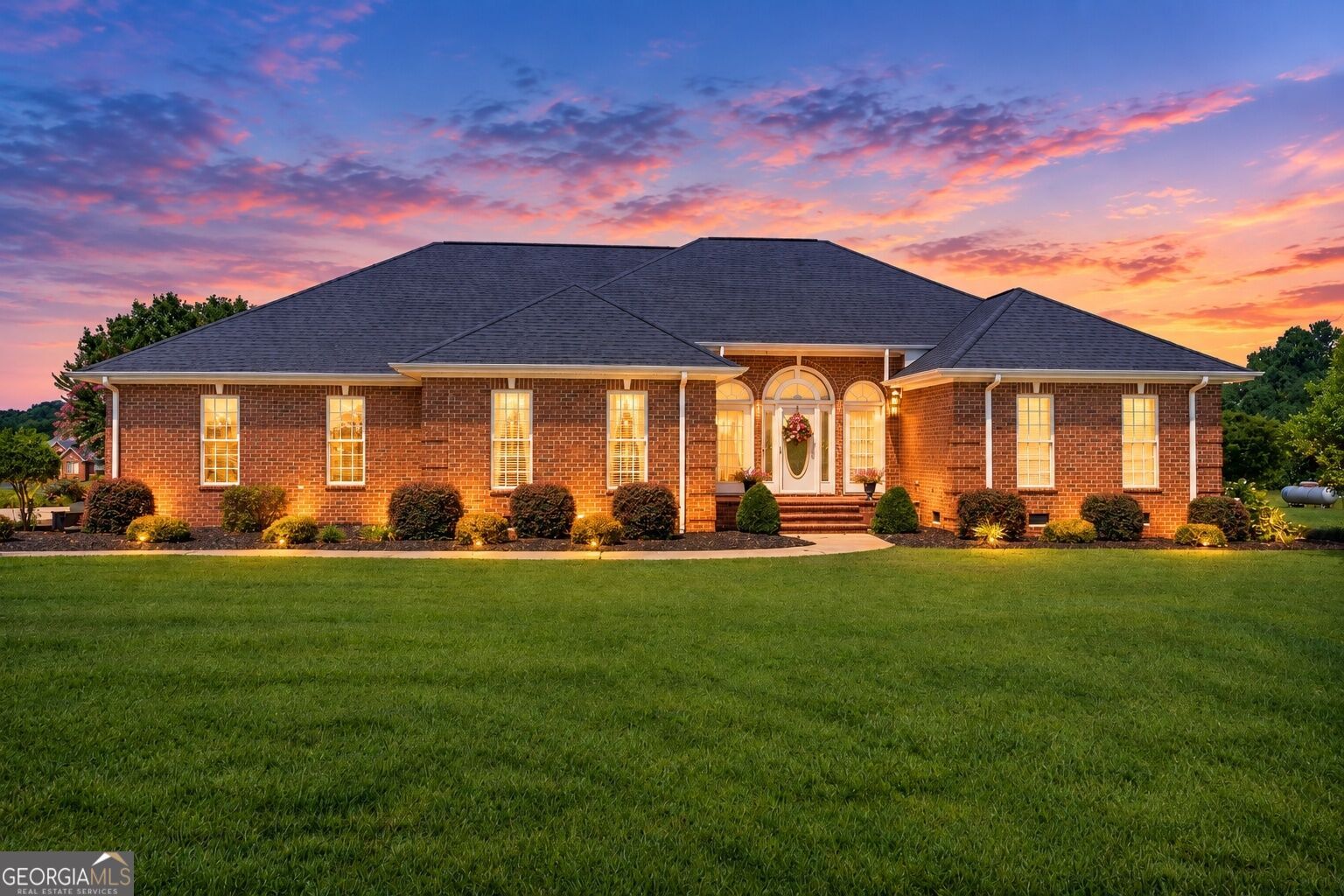 Property Photo:  1121 Beacon Light Road  GA 30643 