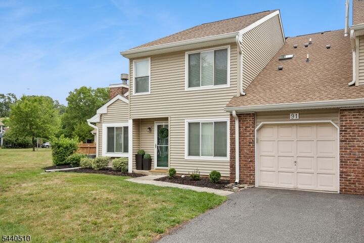 Property Photo:  91 Cherrywood Dr  NJ 08873 