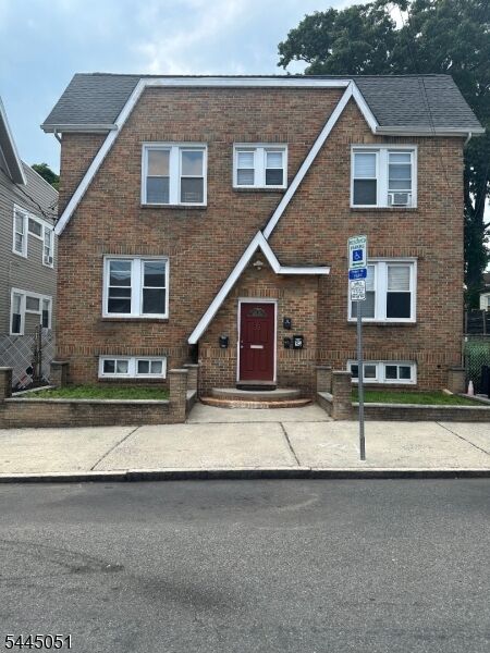 Property Photo: 31 Norman Rd 2L NJ 07106