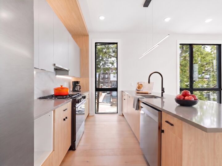 Property Photo: 256 Claremont Ave 3 NJ 07305