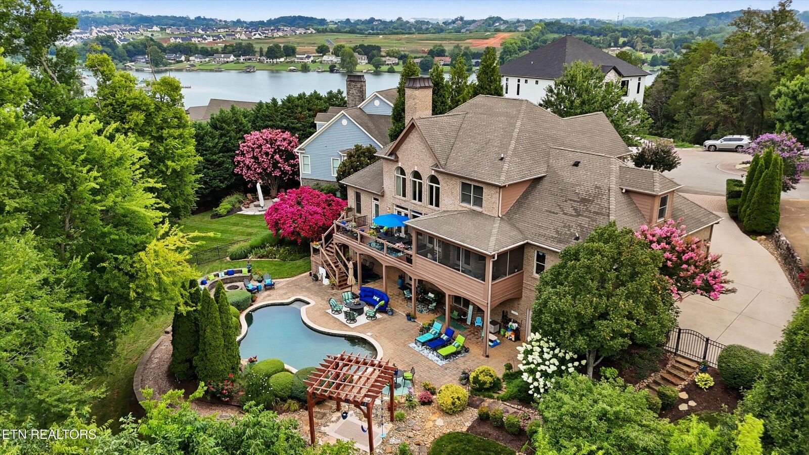 Property Photo:  12162 Monument Blvd  TN 37922 