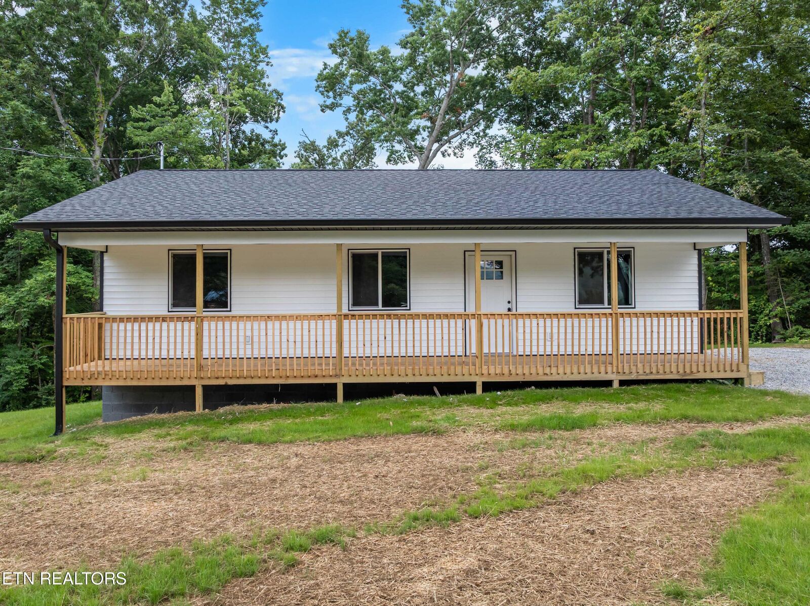 Property Photo:  382 Davenport Rd  TN 37766 