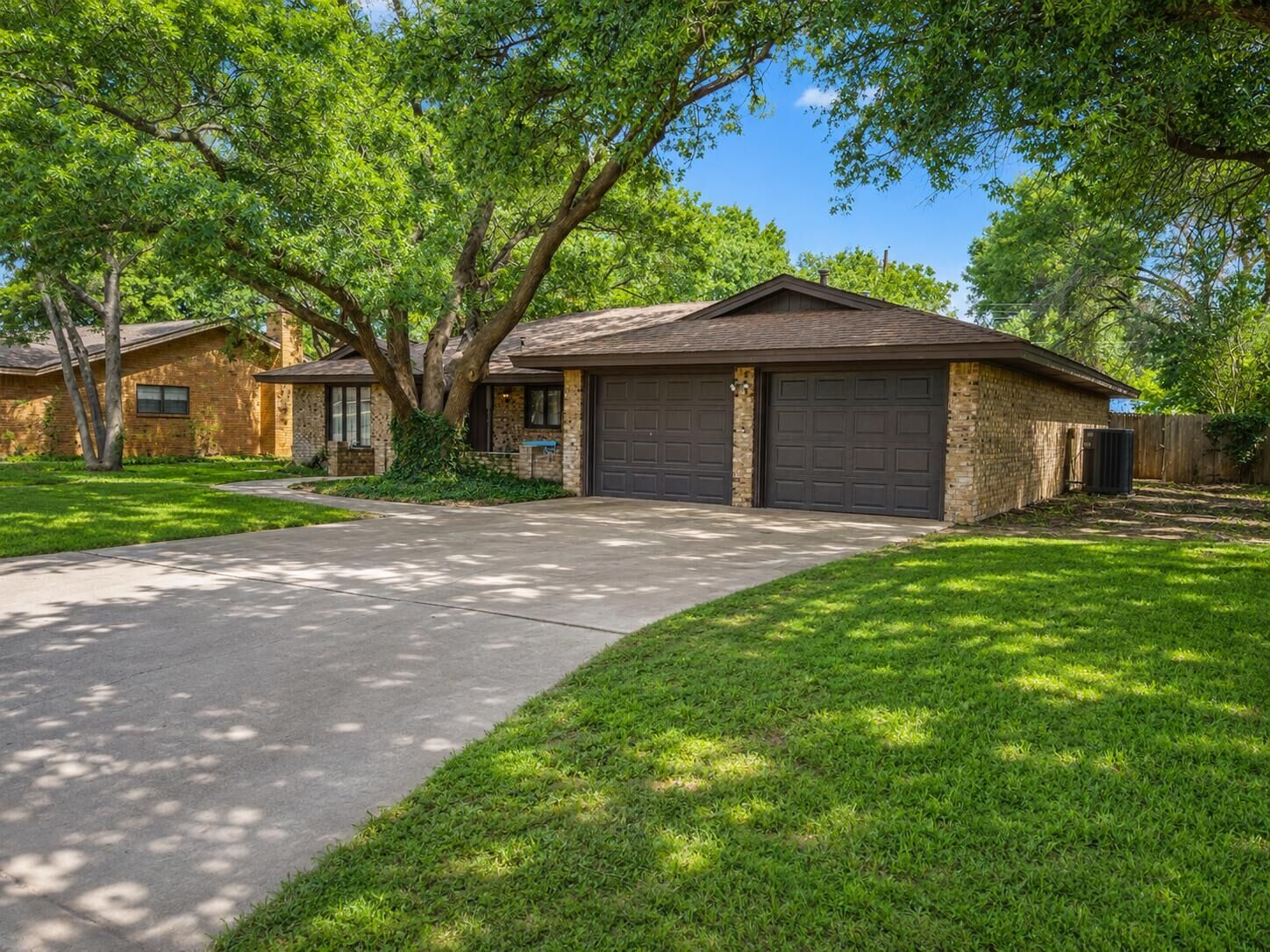 Property Photo:  119 E 27th Street  TX 79339 