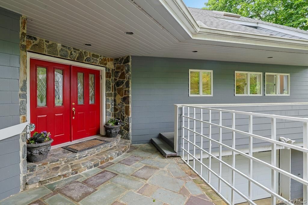 Property Photo: 28 Sycamore Lane NY 10533