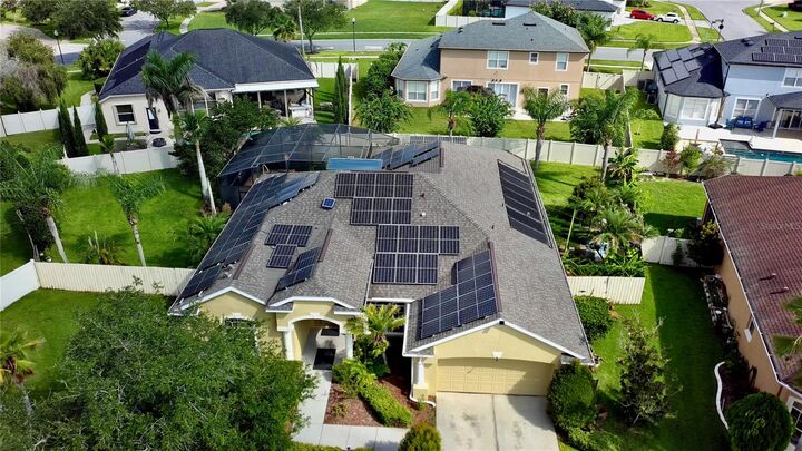 Property Photo:  9101 Woodbridge Oak Terrace  FL 32825 