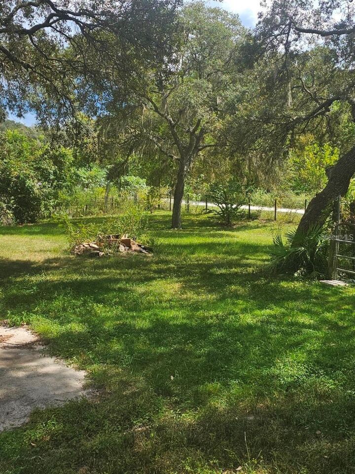 Property Photo: 18111 SE 24th Street FL 34488