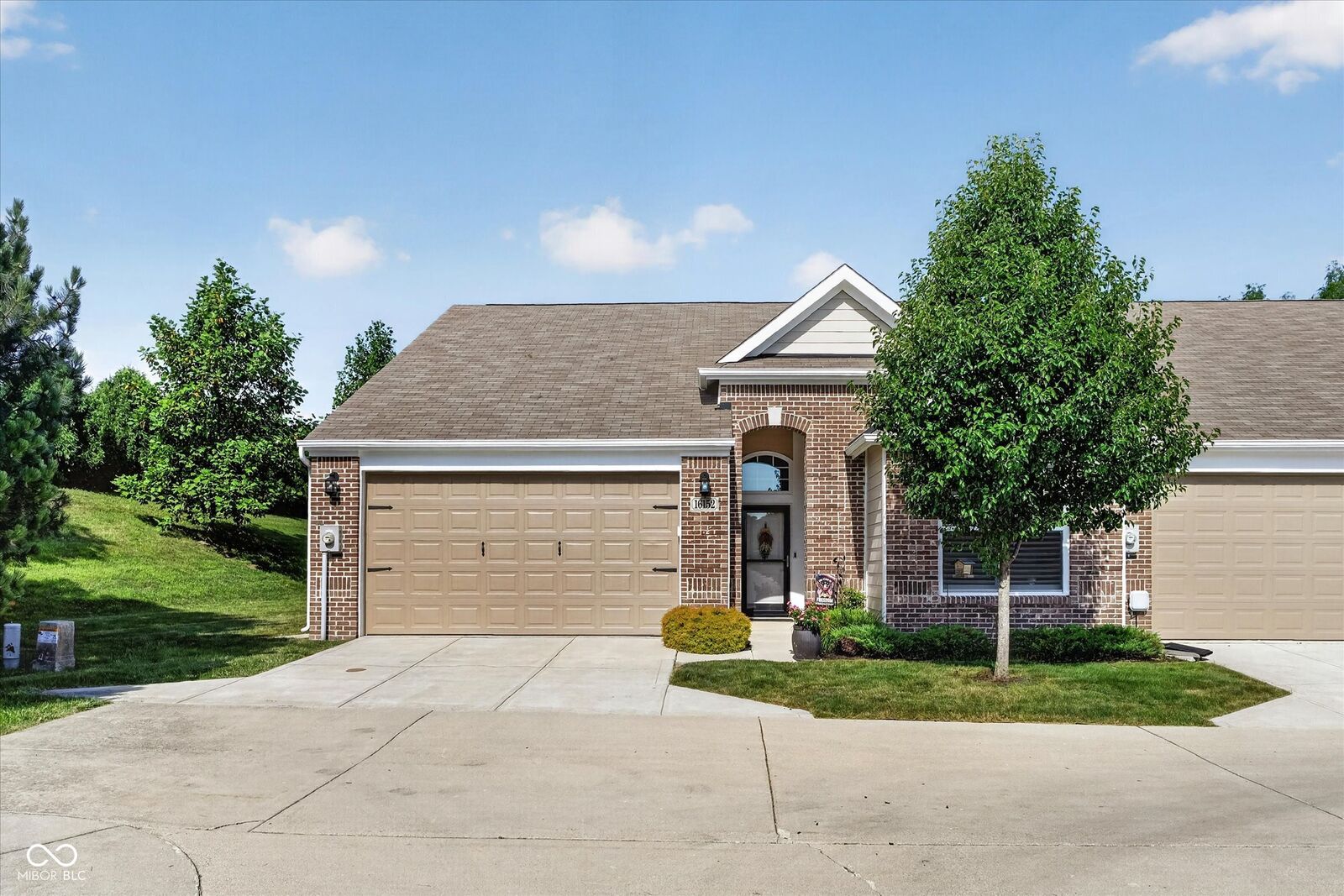 Property Photo:  16152 Lakeville Crossing  IN 46074 