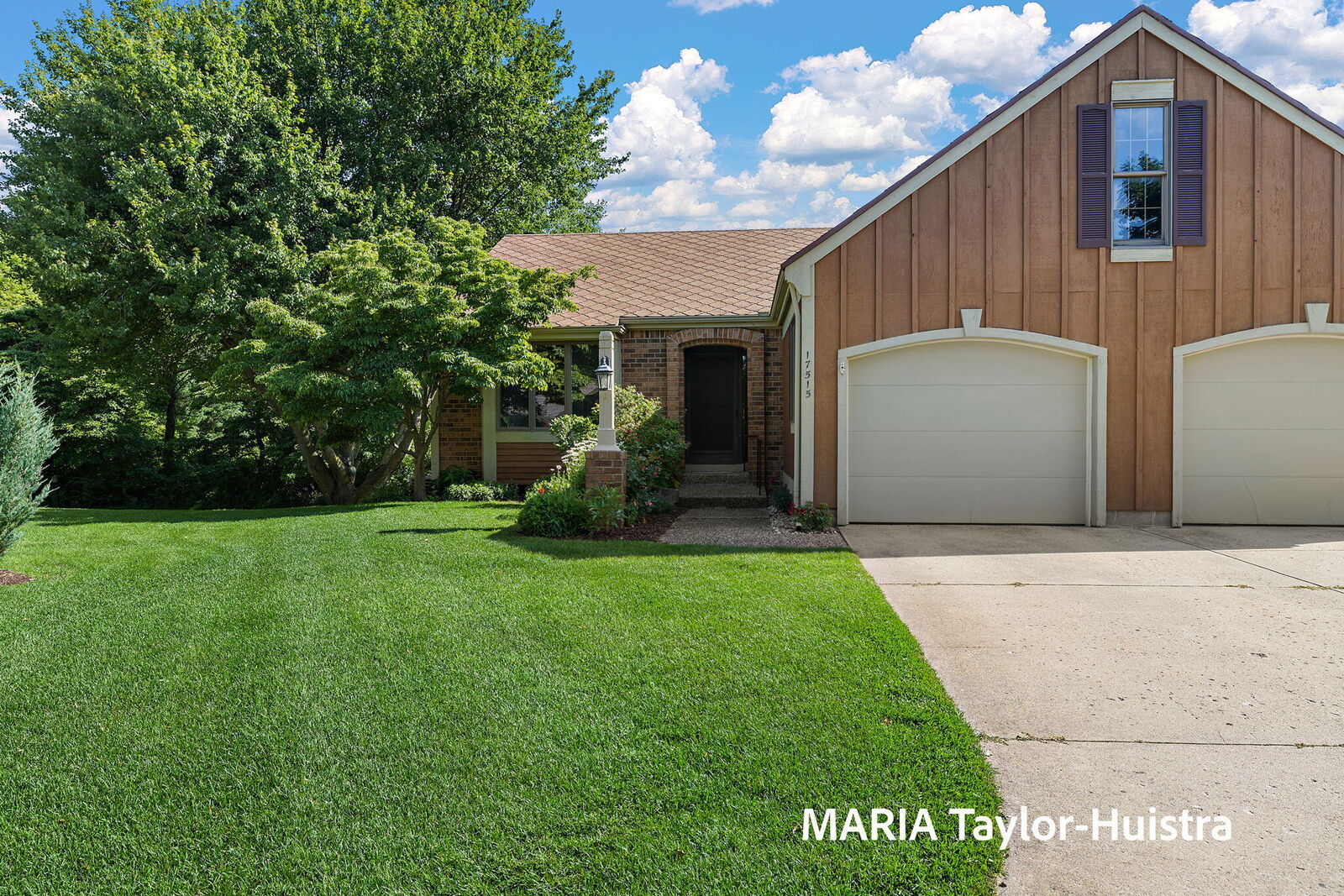 Property Photo: 17515 Meadow Wood Road MI 49456