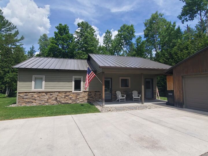 Property Photo:  15706 Betsie River Drive  MI 49683 