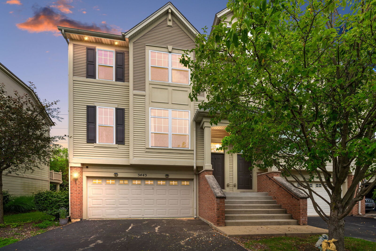 Property Photo: 3443 Bradbury Circle IL 60504