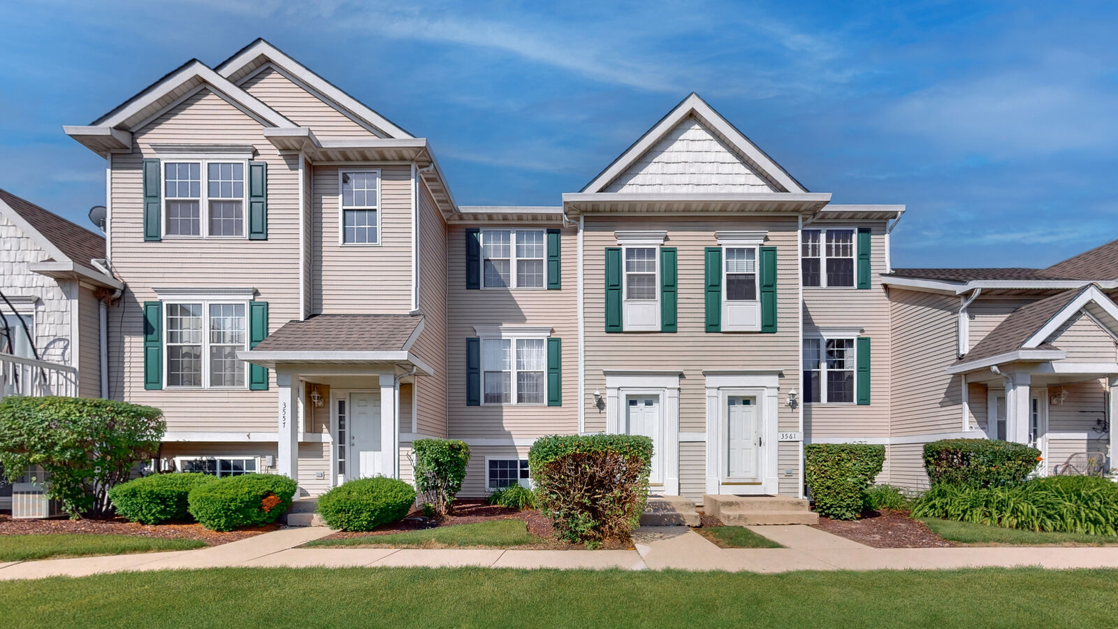 Property Photo:  3559 Woodside Court  IL 60431 