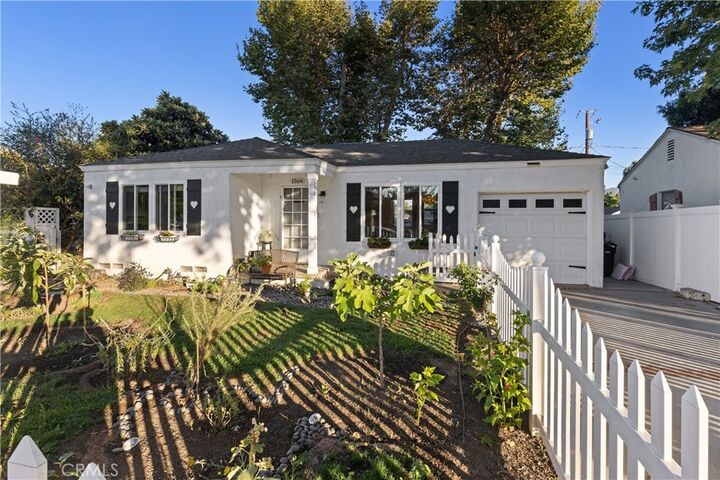 Property Photo:  1504 W Chandler Boulevard  CA 91506 
