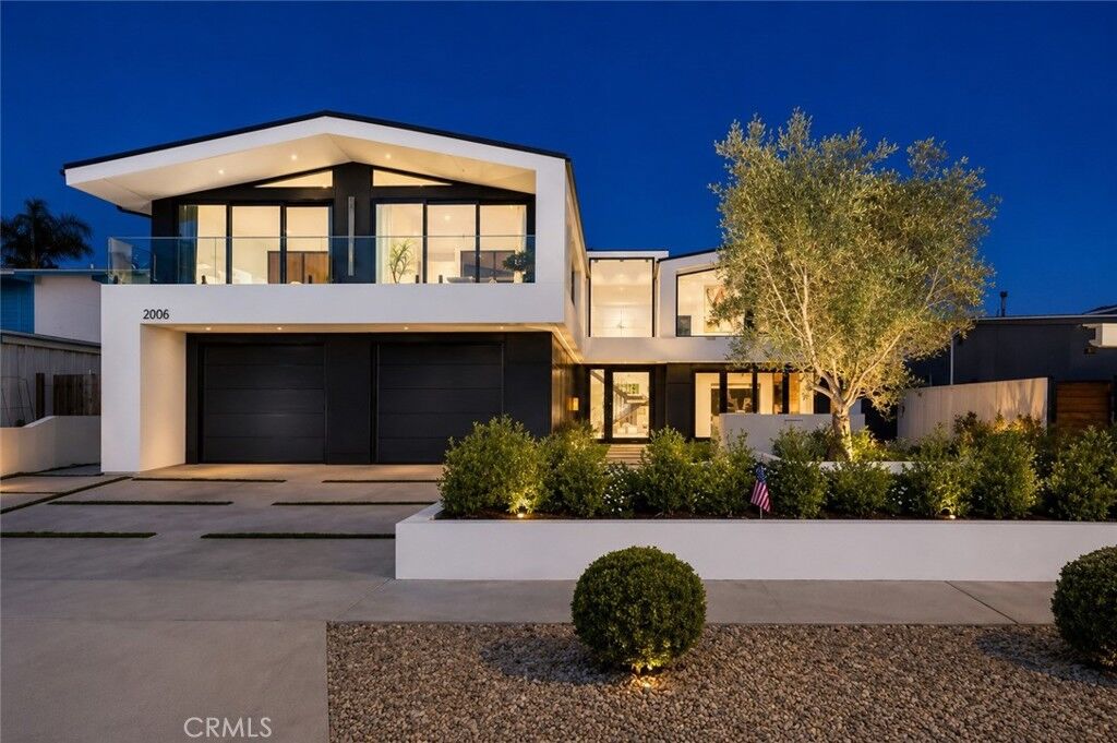 Property Photo:  16732 Edgewater  CA 92649 