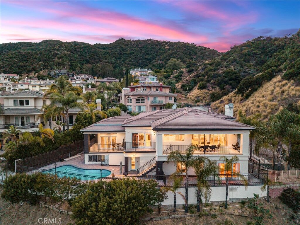 Property Photo: 3426 Ayars Canyon Way CA 91208