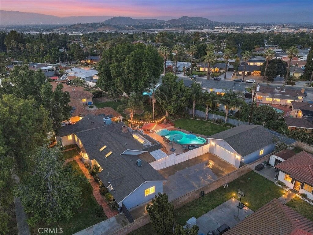 Property Photo: 1429 Garretson CA 92879
