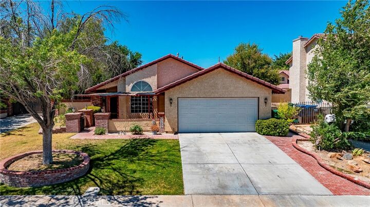Property Photo:  3327 Marilynn  CA 93536 
