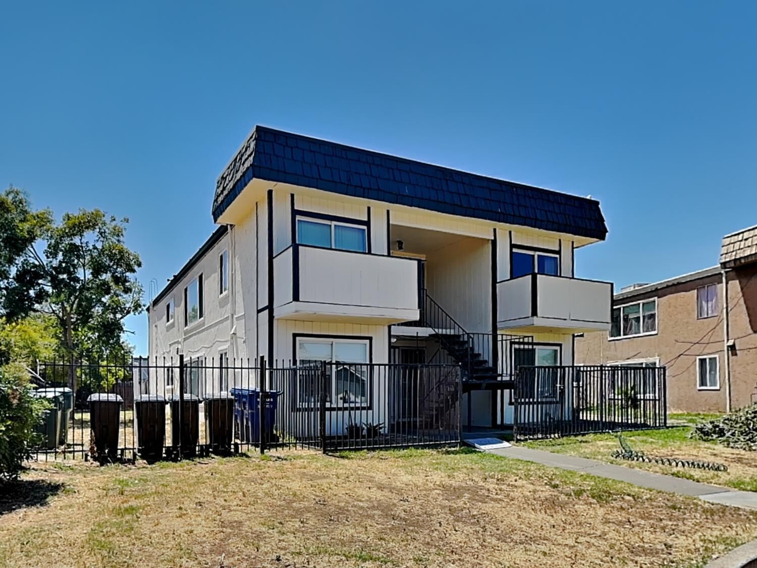 Property Photo: 5644 Odea Drive CA 95824