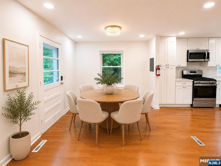 Property Photo:  474 Dean Street  NJ 07631 