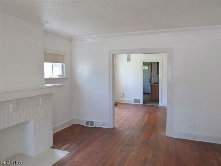 Property Photo: 742 Linn Drive OH 44108