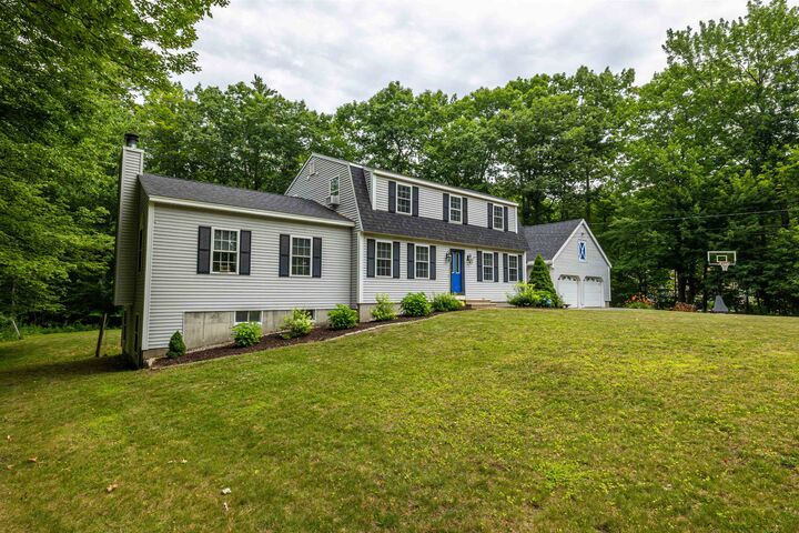 Property Photo:  39 Lantern Lane  NH 03106 