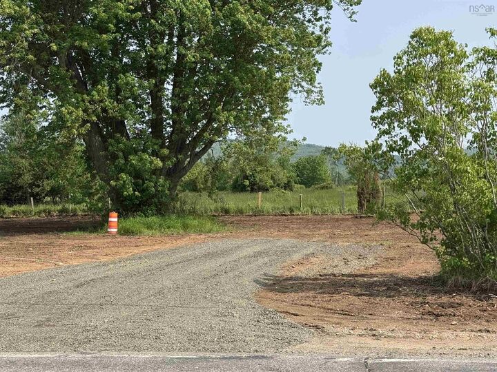 3306 Highway 201 — photo 1