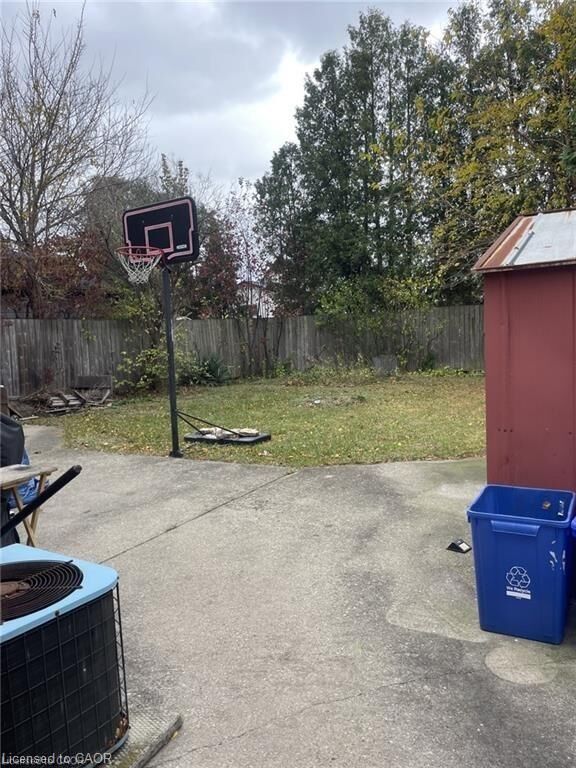 Property Photo: 83 East 41st Street ON L8T 2Z5