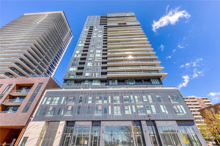Property Photo: 370 Martha Street 809 ON L7R 0G9