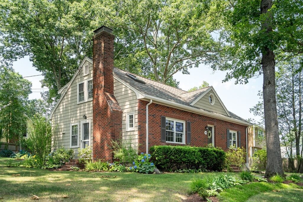 Property Photo: 148 Cedar St MA 02421
