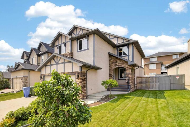 Property Photo: 15 Sherwood Common NW AB T3R 1P6