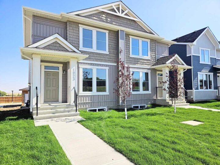 Property Photo: 1923 McCaskill Drive AB T0M 0S0