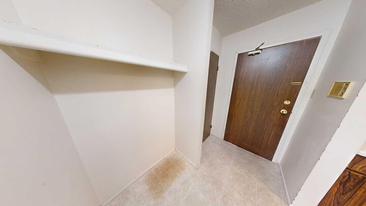 Property Photo:  9656 Hillcrest Drive 105  AB T8V 1B1 
