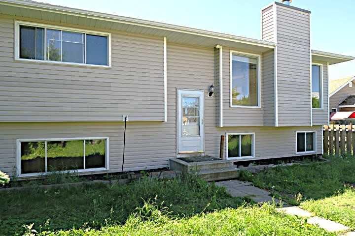 Property Photo: 2015 19 Avenue AB T0M 0K0