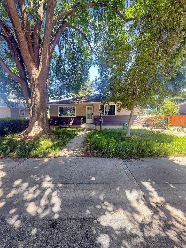 2411 5 Avenue N — photo 1
