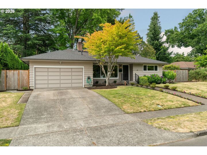 Property Photo: 11990 SW Bowmont St OR 97225