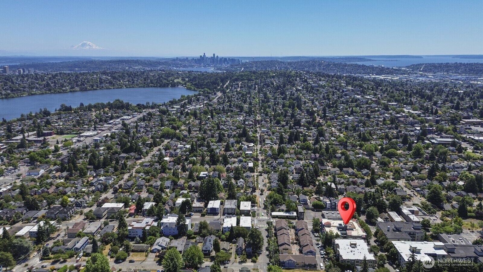 Property Photo: 600 N 85th Street 401 WA 98103