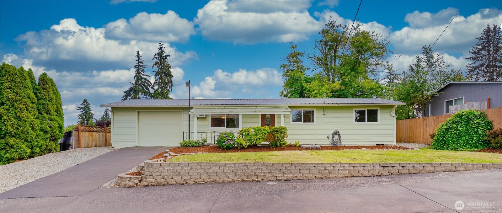 Property Photo:  11833 SE 272nd Place  WA 98030 