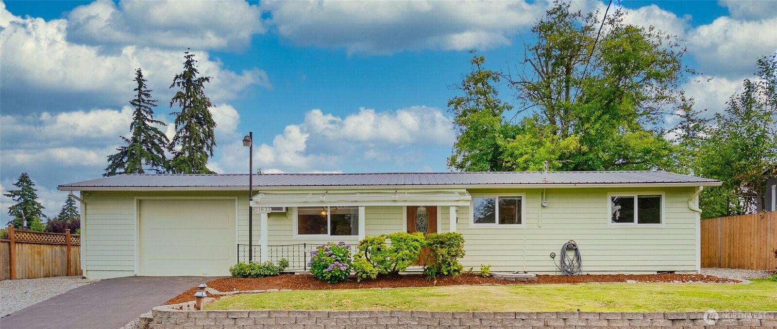Property Photo:  11833 SE 272nd Place  WA 98030 