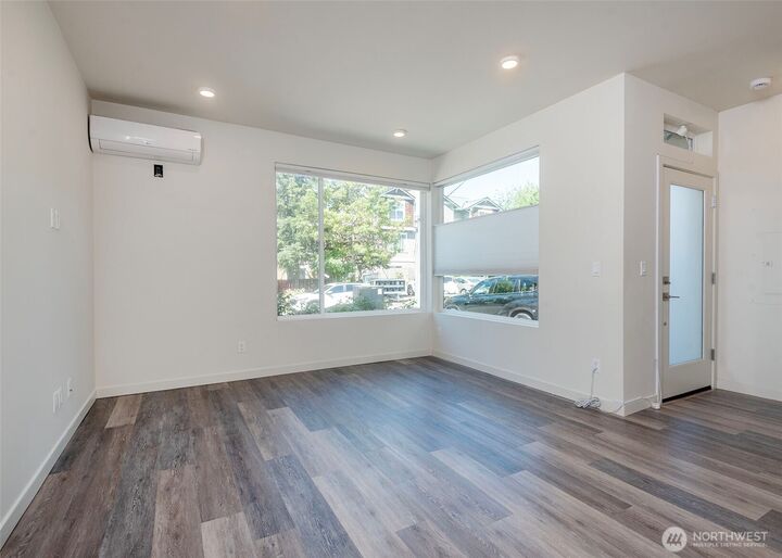 Property Photo: 12032 33rd Ave NE F WA 98125